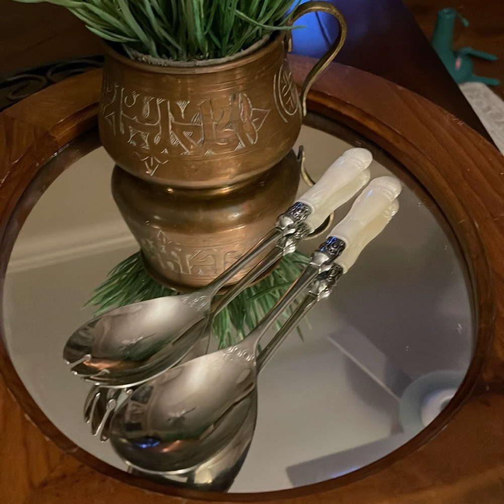 New Southern Living at Home Camden collection salad and pasta serving set